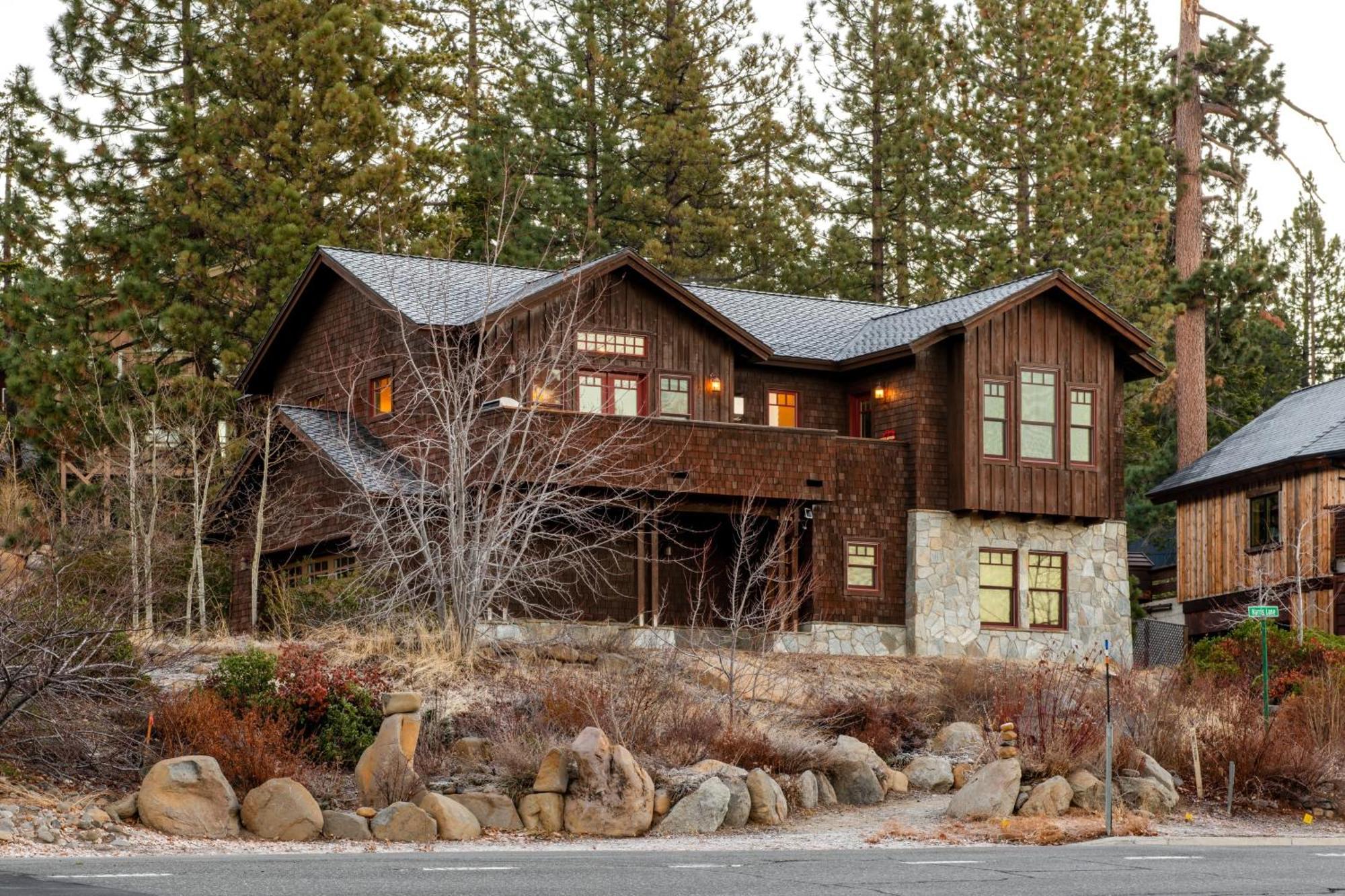Atkinson By Avantstay Lake Front Home W Stunning Views In 타호비스타 외부 사진